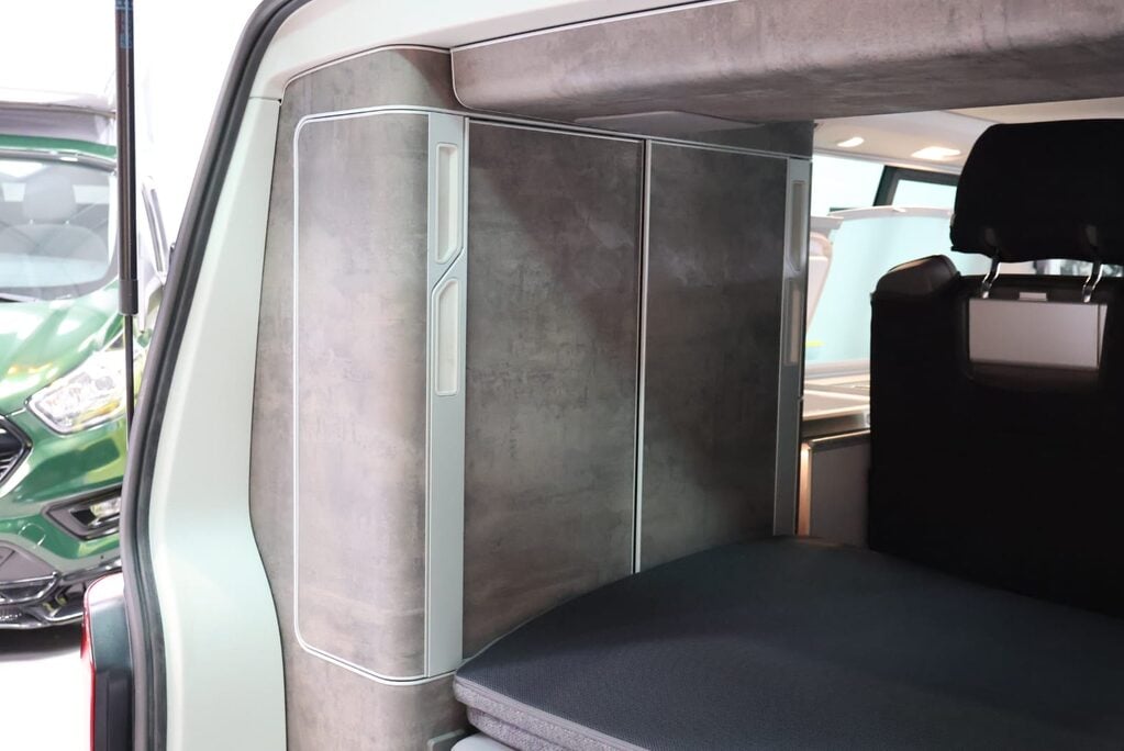 Volkswagen California 2022 OCEAN TDI 4MOTION WITH 5 YEAR M/FACT WARRANTY LAST OF 4 MOTION MODEL  31