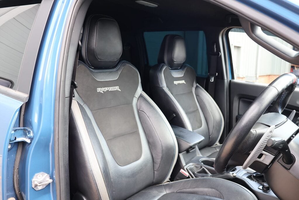 Ford Ranger RAPTOR ECOBLUE BESPOKE STYLED BY SEEKER UK  COMES WITH 12 MONTHS WARRANTY 12