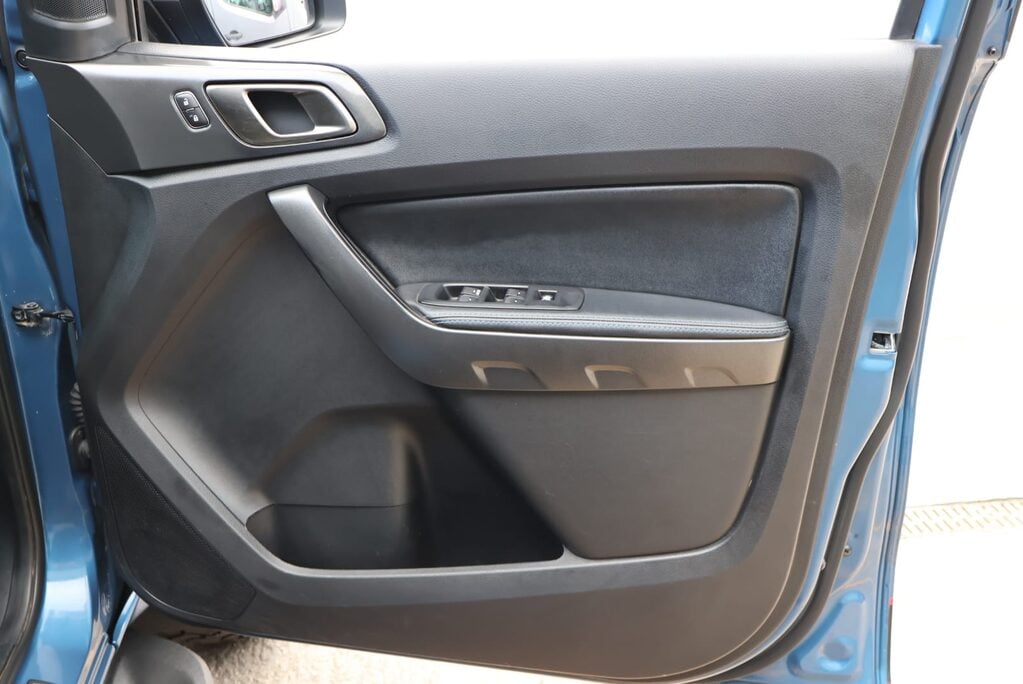 Ford Ranger RAPTOR ECOBLUE BESPOKE STYLED BY SEEKER UK  COMES WITH 12 MONTHS WARRANTY 14