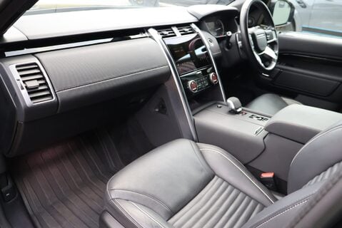 Land Rover Discovery COMMERCIAL DYNAMIC HSE WITH A REAR SEAT CONVERSION 15