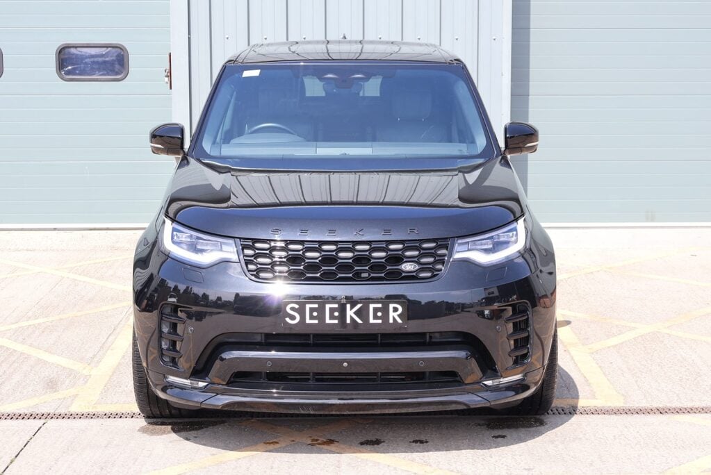 Land Rover Discovery COMMERCIAL DYNAMIC HSE WITH A REAR SEAT CONVERSION styled by seeker  5