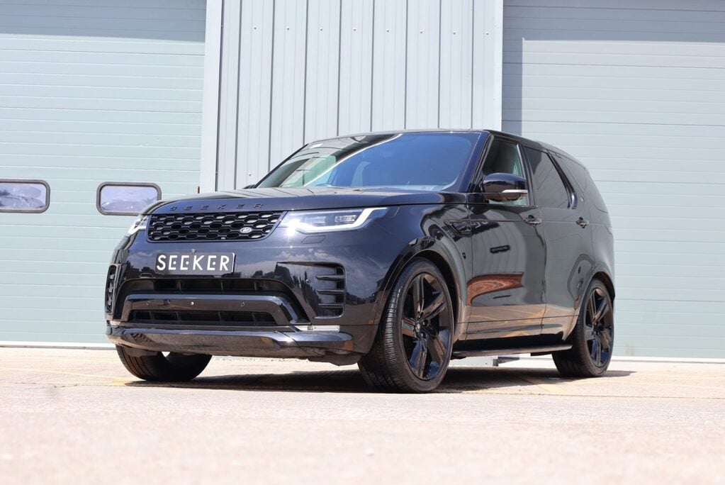 Land Rover Discovery COMMERCIAL DYNAMIC HSE WITH A REAR SEAT CONVERSION styled by seeker  1