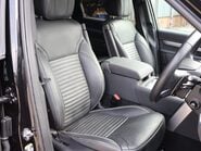 Land Rover Discovery COMMERCIAL DYNAMIC HSE WITH A REAR SEAT CONVERSION styled by seeker  19