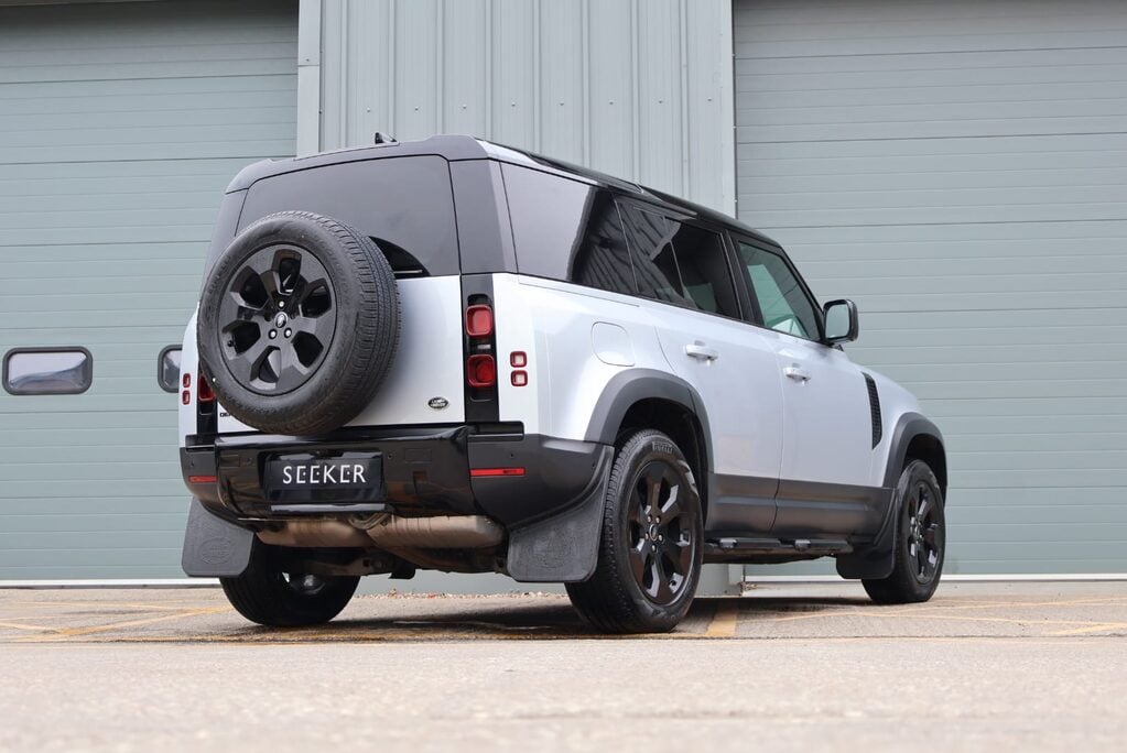 Land Rover Defender 110 110 HARD TOP SE MHEV with full dealer history and genuine rear seats fitted 7