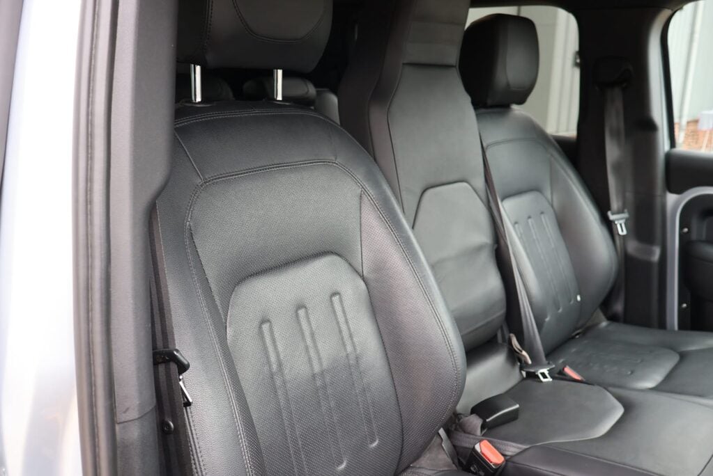 Land Rover Defender 110 110 HARD TOP SE MHEV with full dealer history and genuine rear seats fitted 14