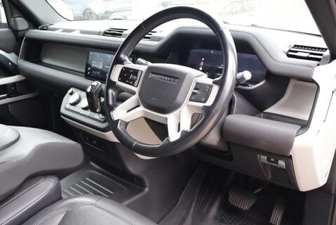 Land Rover Defender 110 110 HARD TOP SE MHEV with full dealer history and genuine rear seats fitted 22