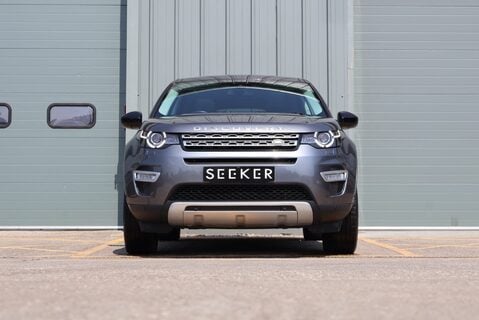 Land Rover Discovery Sport 2.0 TD4 HSE LUXURY pan roof 20 inch black wheels black roof 1 owner 7 seats 2