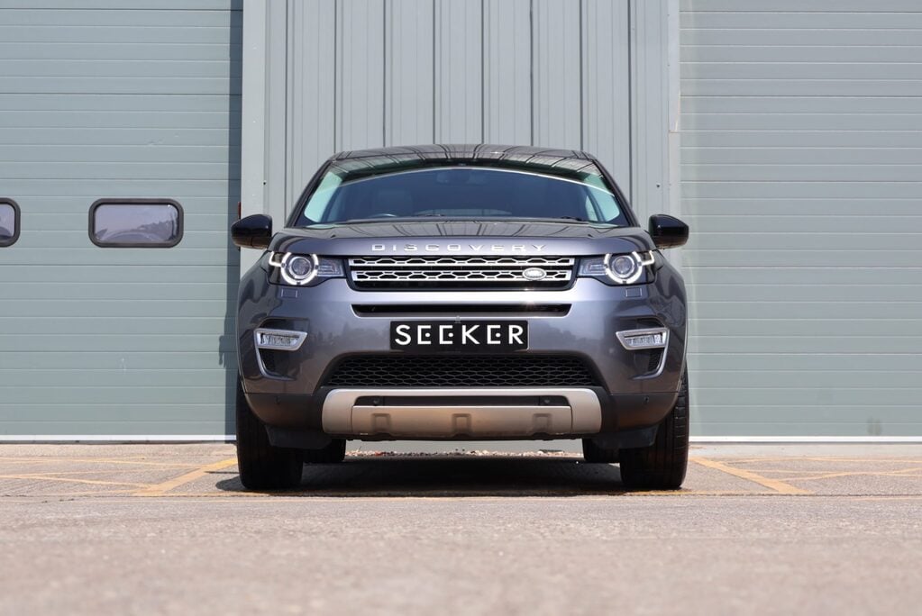 Land Rover Discovery Sport 2.0 TD4 HSE LUXURY pan roof 20 inch black wheels black roof 1 owner 7 seats 2
