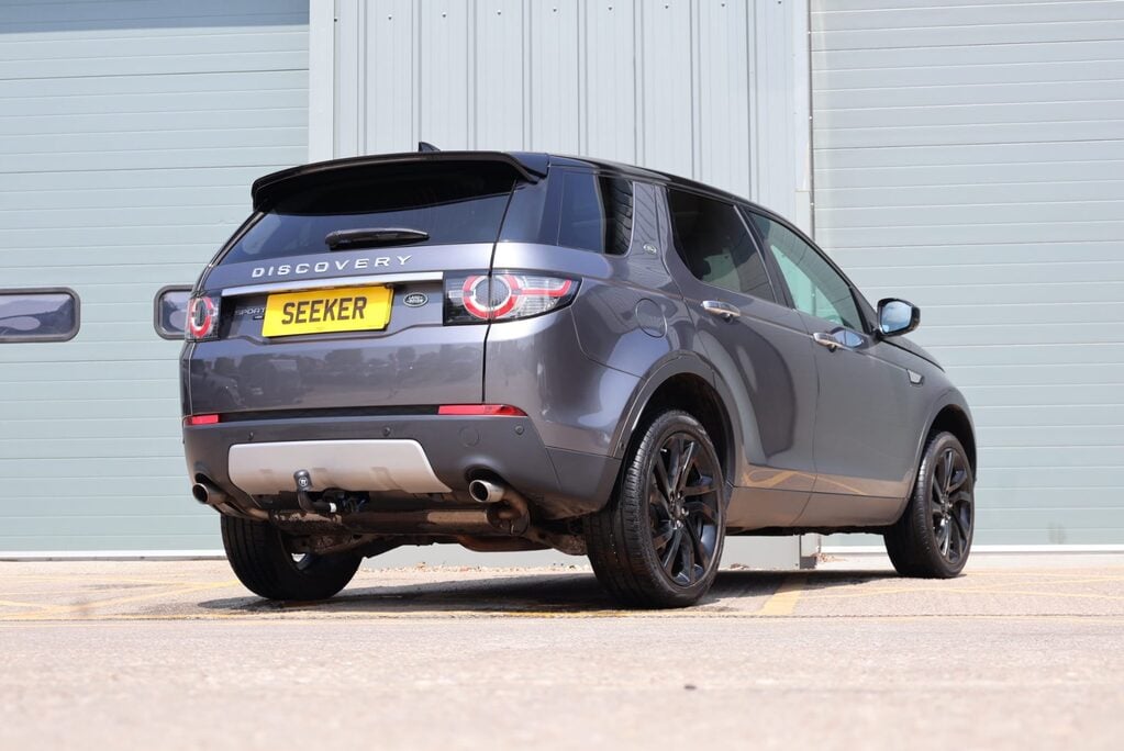 Land Rover Discovery Sport 2.0 TD4 HSE LUXURY pan roof 20 inch black wheels black roof 1 owner 7 seats 7