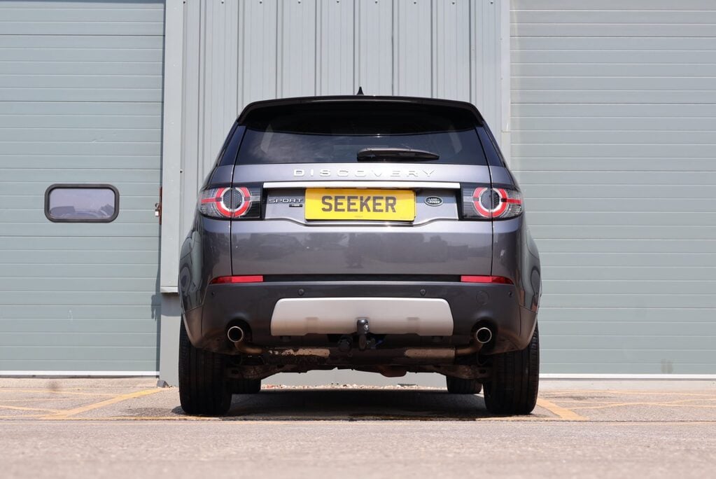 Land Rover Discovery Sport 2.0 TD4 HSE LUXURY pan roof 20 inch black wheels black roof 1 owner 7 seats 8
