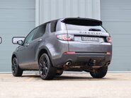 Land Rover Discovery Sport 2.0 TD4 HSE LUXURY pan roof black pack + wheels black roof 1 owner 7 seats 4