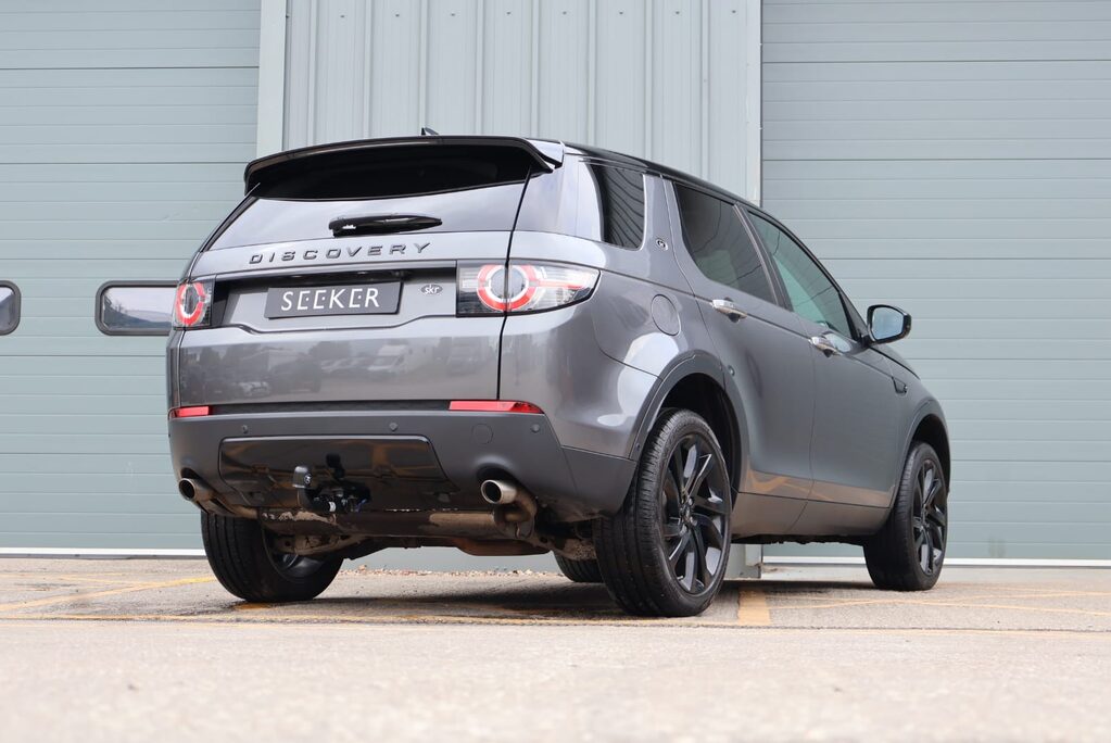 Land Rover Discovery Sport 2.0 TD4 HSE LUXURY pan roof black pack + wheels black roof 1 owner 7 seats 6