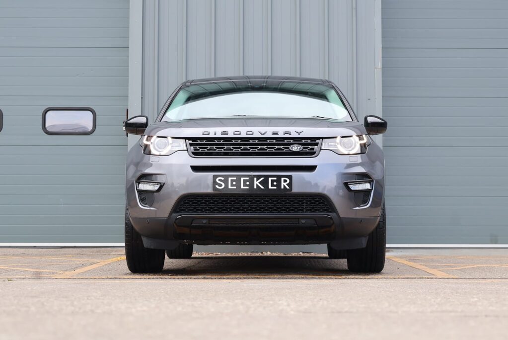 Land Rover Discovery Sport 2.0 TD4 HSE LUXURY pan roof black pack + wheels black roof 1 owner 7 seats 2