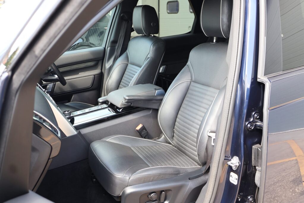 Land Rover Discovery SD6 COMMERCIAL HSE styled by Seeker Huge spec cambelt just completed  19