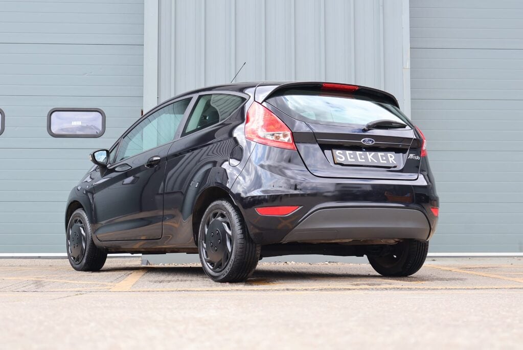Ford Fiesta EDGE only 21000 miles from new recent service full Mot just completed  9