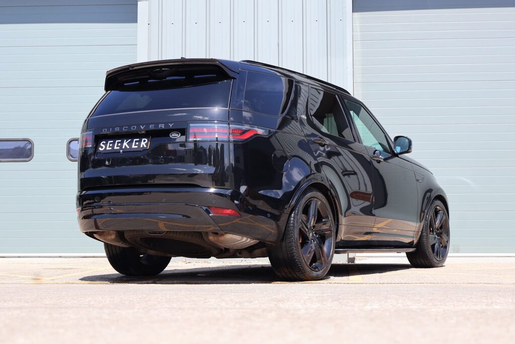 Land Rover Discovery R-DYNAMIC HSE MHEV with Genuine Hse rear seats and styling Huge spec  4