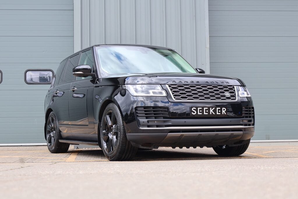 Land Rover Range Rover 3.0 SDV6 VOGUE SE full land rover history black pack Seeker styled 1 owner  1