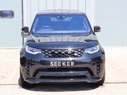 Land Rover Discovery R-DYNAMIC HSE MHEV   black pack side steps black wheels painted calipers 10