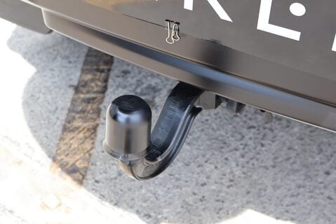 Land Rover Defender D250 HARD TOP MHEV styled by Seeker with a matt PPF award winning looks  31