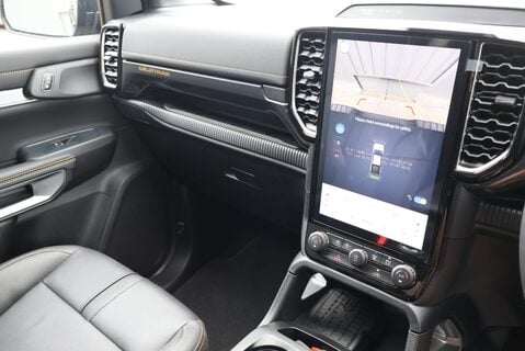 Ford Ranger Brand new WILDTRAK ECOBOOST MHEV plug in Hybrid Styled by seeker  12