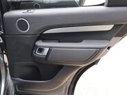 Land Rover Discovery COMMERCIAL DYNAMIC HSE styled by seeker genuine rear seats cost £7500 PV 17