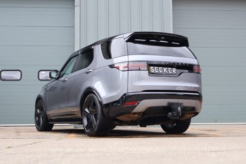 Land Rover Discovery COMMERCIAL DYNAMIC HSE styled by seeker genuine rear seats cost £7500 PV 6