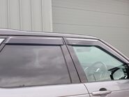 Land Rover Discovery COMMERCIAL DYNAMIC HSE styled by seeker genuine rear seats cost £7500 PV 19