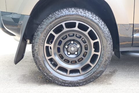Land Rover Defender 90 Brand new HARD TOP 350  X-DYNAMIC HSE styled by seeker Matt PPF finish  12