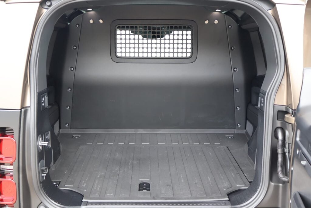 Land Rover Defender 90 Brand new HARD TOP 350  X-DYNAMIC HSE styled by seeker Matt PPF finish  29