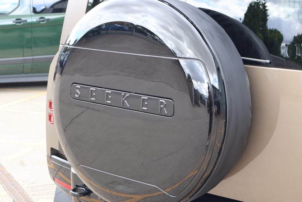 Land Rover Defender 90 Brand new HARD TOP 350  X-DYNAMIC HSE styled by seeker Matt PPF finish  30
