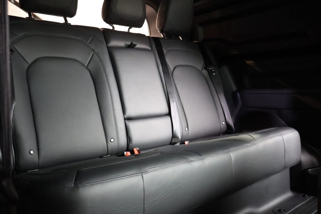 Land Rover Defender 90 NEW HARD TOP 350  X-DYNAMIC HSE styled by 20k spend inc genuine rear seat   37