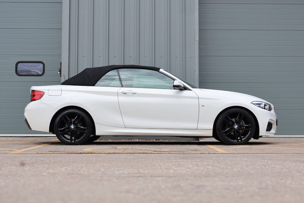 BMW 2 Series 218D M SPORT huge factory spec over 5k factory upgrades recent service  7