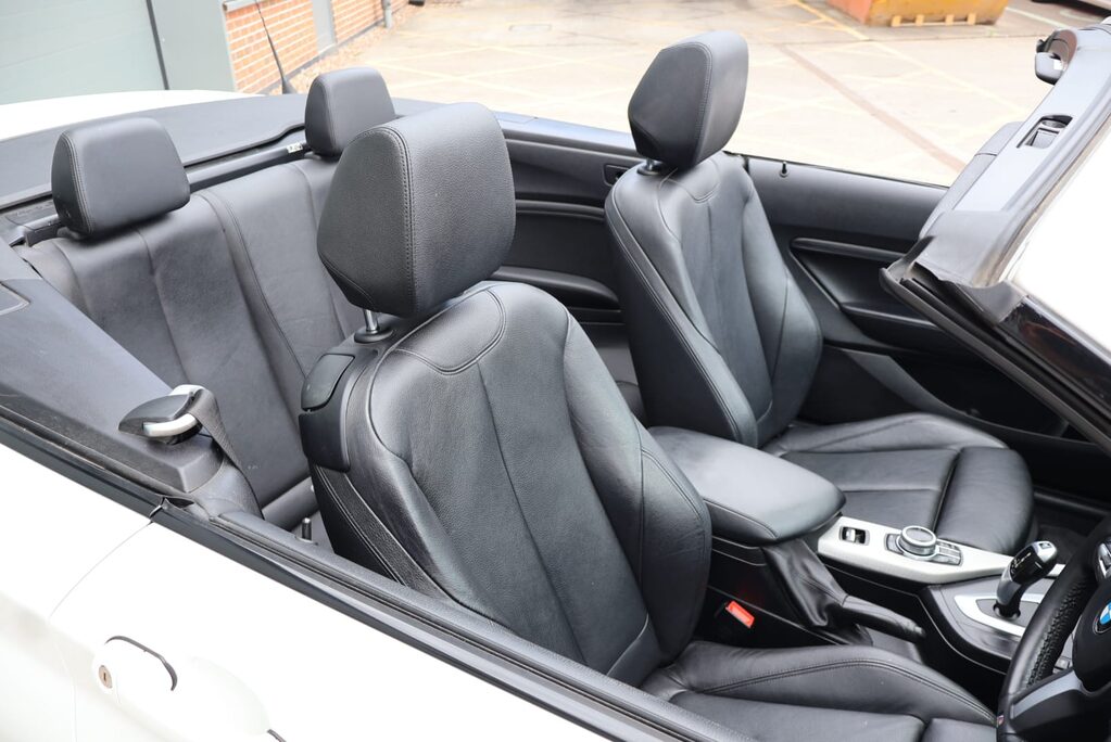 BMW 2 Series 218D M SPORT huge factory spec over 5k factory upgrades recent service  26