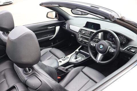 BMW 2 Series 218D M SPORT huge factory spec over 5k factory upgrades recent service  29