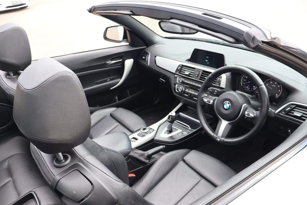 BMW 2 Series 218D M SPORT huge factory spec over 5k factory upgrades recent service  29