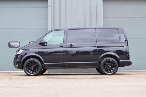 Volkswagen Transporter T30 TDI 150 HIGHLINE  AUTO styled by seeker with all terrain tyres  9