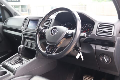 Volkswagen Amarok DC V6 TDI AVENTURA BLACK EDITION 4MOTION Rare model with full history  6