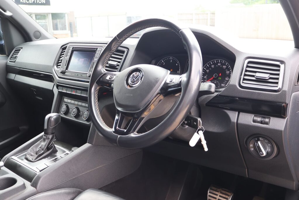 Volkswagen Amarok DC V6 TDI AVENTURA BLACK EDITION 4MOTION Rare model with full history  6