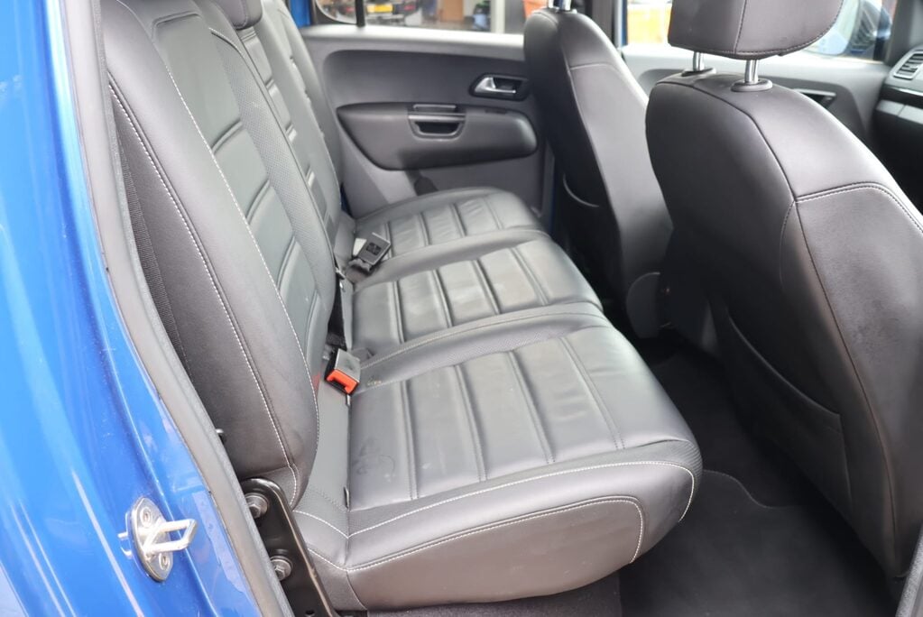 Volkswagen Amarok DC V6 TDI AVENTURA BLACK EDITION 4MOTION Rare model with full history  13