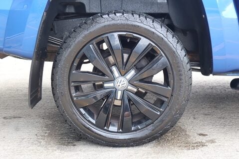 Volkswagen Amarok DC V6 TDI AVENTURA BLACK EDITION 4MOTION Rare model with full history  5