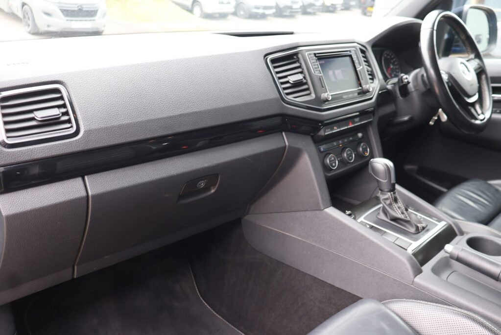 Volkswagen Amarok DC V6 TDI AVENTURA BLACK EDITION 4MOTION Rare model with full history  19