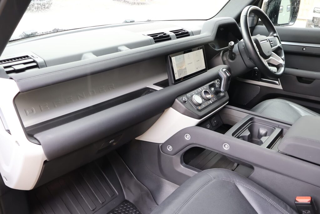 Land Rover Defender 110 HARD TOP SE MHEV styled by seeker genuine rear seat conversion 15k upgrades 22