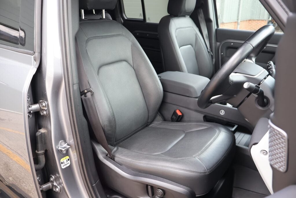 Land Rover Defender 110 HARD TOP SE MHEV styled by seeker genuine rear seat conversion 15k upgrades 18
