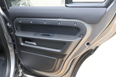 Land Rover Defender 110 HARD TOP SE MHEV HUGE SPEC STYLED BY SEEKER UK 15K UPGRADES  23