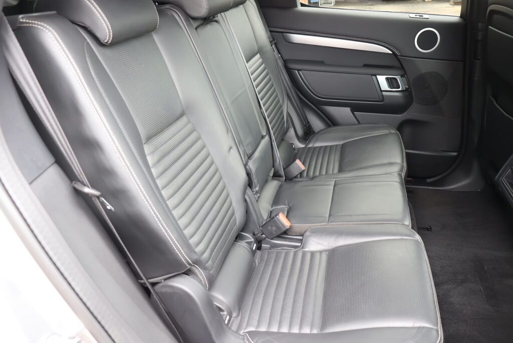 Land Rover Discovery BRAND NEW COMMERCIAL DYNAMIC HSE STYLED BY SEEKER  AND REAR SEAT CONVERSION 19