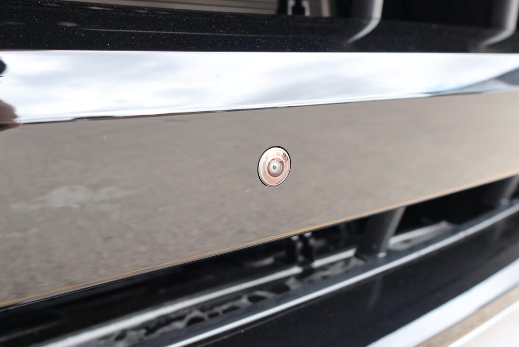 Land Rover Discovery BRAND NEW COMMERCIAL DYNAMIC HSE STYLED BY SEEKER  AND REAR SEAT CONVERSION 16