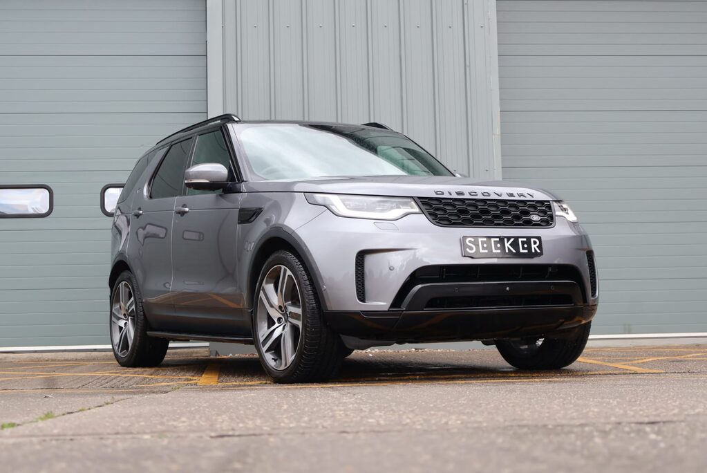 Land Rover Discovery HSE MHEV commercial with a rear seat conversion styled by seeker Uk 3
