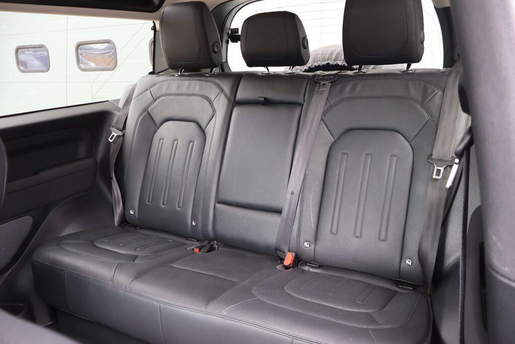 Land Rover Defender 90 HARD TOP MHEV with full genuine rear seat conversion Hse and rear glass  19