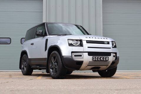 Land Rover Defender 90 HARD TOP MHEV with full genuine rear seat conversion Hse and rear glass  3