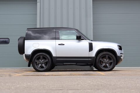 Land Rover Defender 90 HARD TOP MHEV with full genuine rear seat conversion Hse and rear glass  9
